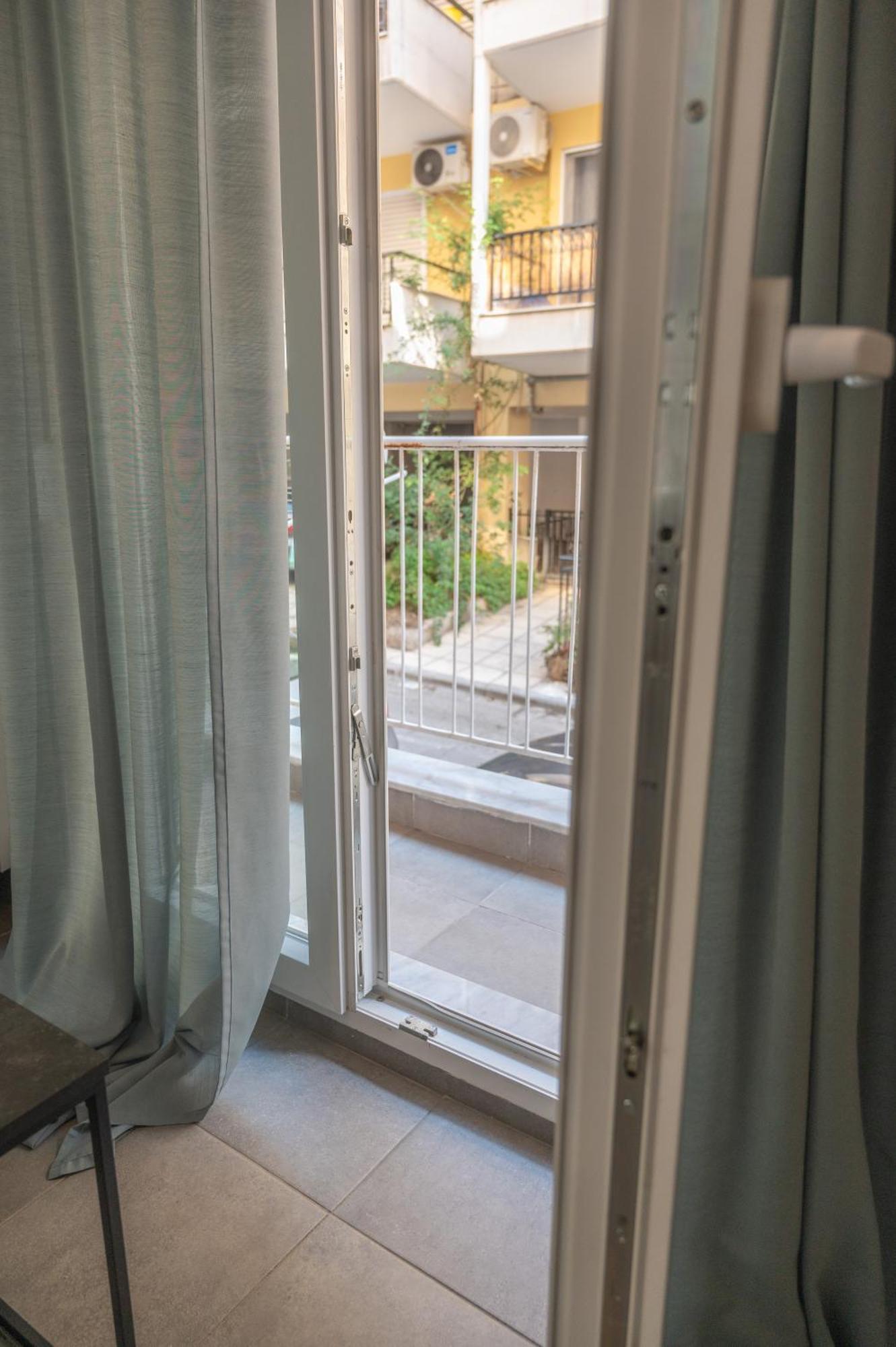 Niso Thessaloniki Hospitality Apartments Экстерьер фото